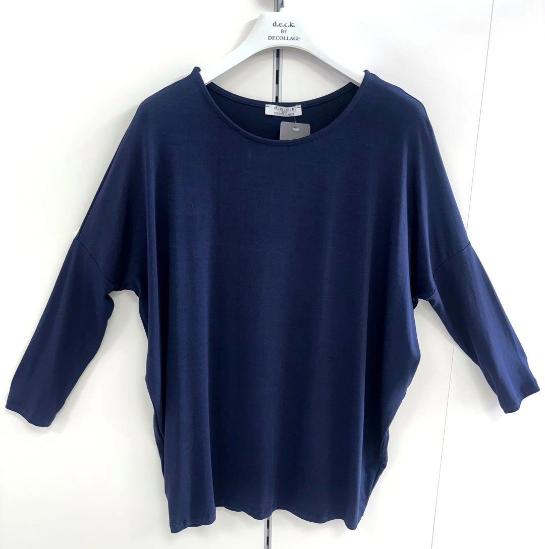 Decollage Navy Basic Oversized Top