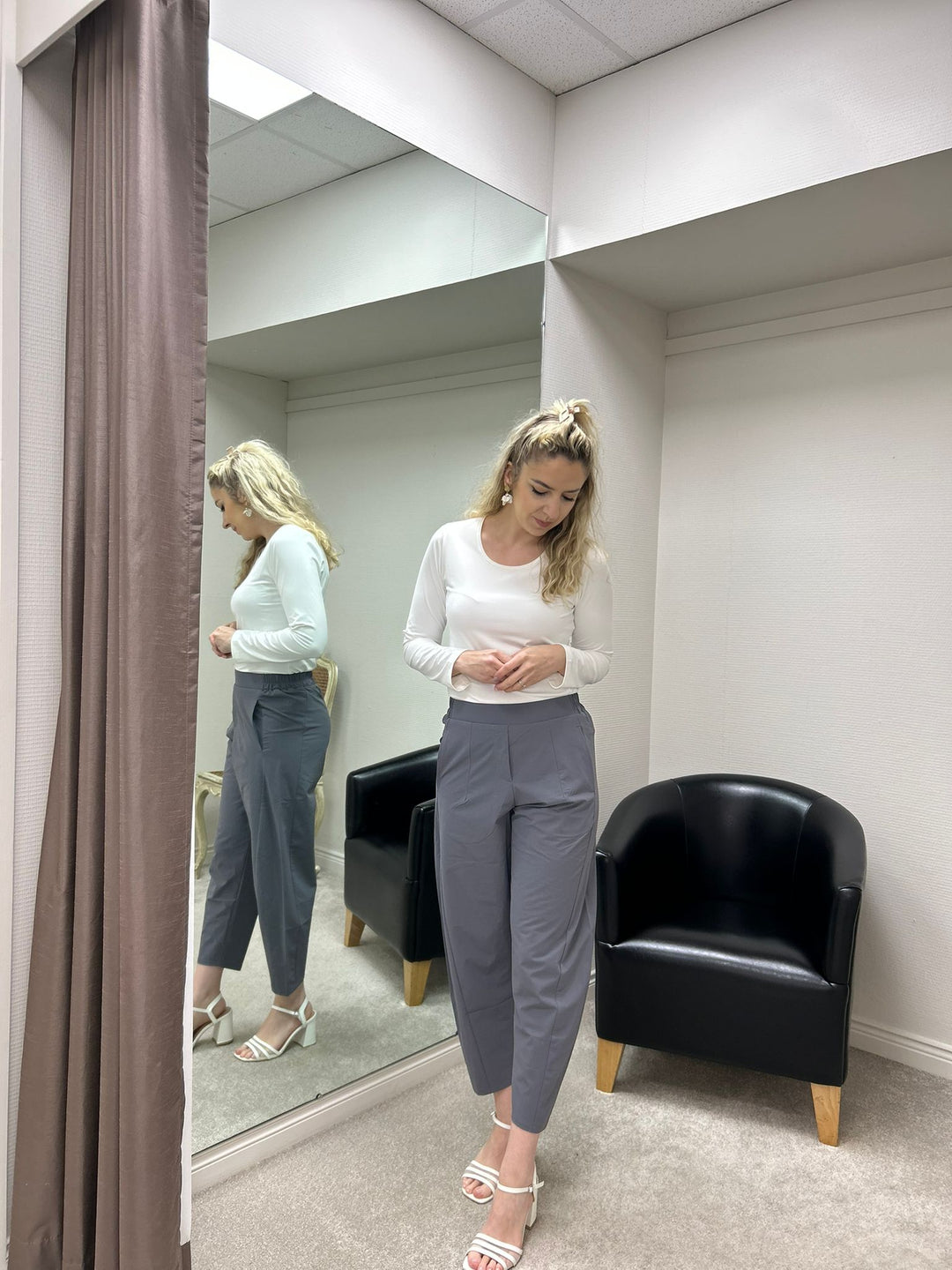 Lightweight Grey Cropped Travel Trousers